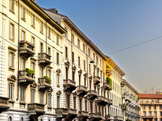 Obraz premium street view of downtown Milan, capital of the Lombardy region, ranking 4th in the European Union