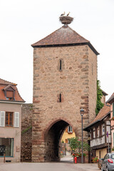 Porte d'Ebersheim du XIVe siècle à Dambach-la-ville, vue de l'ouest