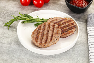 Grilled two beef burger cutlet