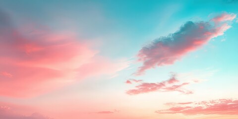 Obraz premium Serene Sky at Sunrise with Pink and Blue Hues