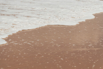 ONDA SE FORMANDO EM PERFEITA SINCRONIA COM A NATUREZA (WAVE FORMING IN PERFECT SYNCHRONY WITH NATURE)