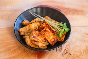 揚げのオイスターソース炒め