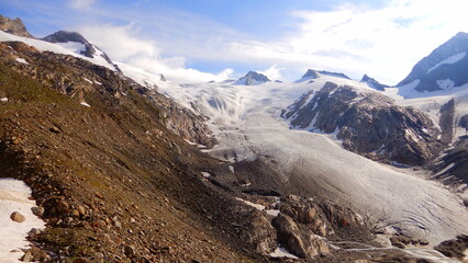 Das Umballkees in der Venedigergruppe mit der Dreiherrnspitze3499m, Vordere Gubachspitze 3316m und...