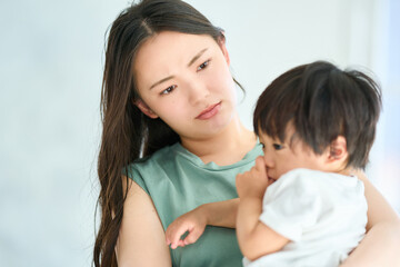 育児疲れイメージ