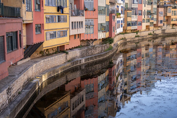 Houses of the Onyar River (Cases de l'Onyar), houses declared Architectural Heritage of Catalonia, Girona, Catalonia, Spain
