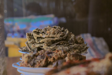 crispy and crunchy fried lung served on a plate