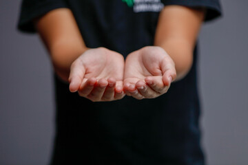 "Protect the Earth with Our Two Hands"
With just our two hands, we hold the power to make a difference for the planet. Each small action, whether planting a tree, reducing waste, or conserving energy