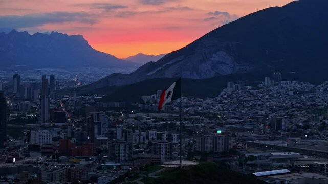 Bandera de M&eacute;xico, Monterrey