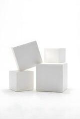 白い様々な四角形が置かれた画像