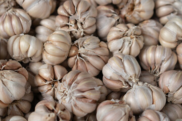 garlic on market