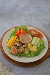 Healthy food photo of delicious and delicious vegetable salad. This salad is good for health