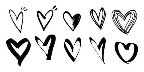 Doodle hearts on set. hand drawn style. love symbol. vector illustration