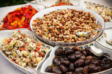 Piatti di Legumi e Verdure in Tavola