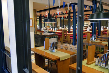 Fotoeindruecke zum Thema Kreuzfahrt auf einem Kreuzfahrtschiff mit lebendigem Bordleben.