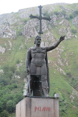 Pelayo Denkmal in Covadonga, Asturien