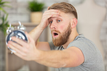 damn it i am late for work again