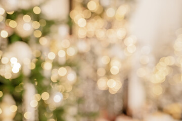 Obraz premium Bokeh garlands in the background. New Year concept. Blur background