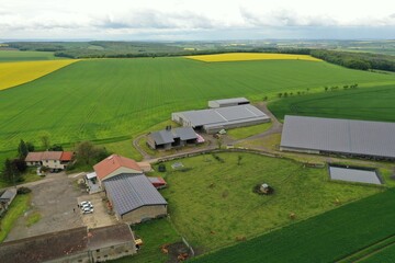 Ferme équipée avec des panneaux photovoltaïque