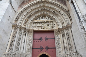 Portail gothique de la cathédrale à Rouen en Normandie. France