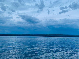 Obraz premium blue sky and sea