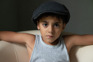 Niño con estilo vintage