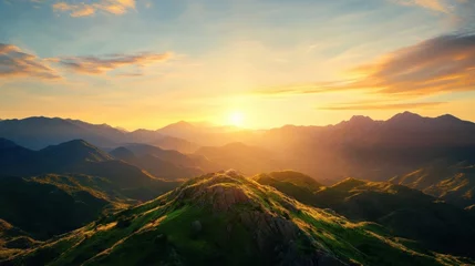 Fleecedeken met foto Breathtaking sunrise over green mountains, showcasing vibrant colors and serene nature, perfect for landscapes and travel themes. © teera