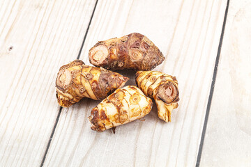 Natural organic raw ginger root