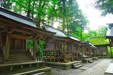 Fototapeta premium 弥彦神社 摂社・末社（新潟県）