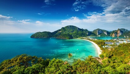 Paisaje pintoresco.Oceano y monta&Atilde;&plusmn;as.Viajes y aventuras alrededor del mundo.Islas de Tailandia.Phuket.