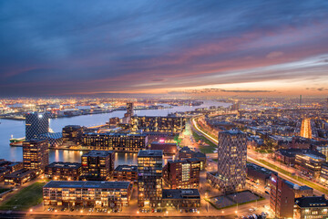 Obraz premium Rotterdam, Netherlands City Skyline at Dusk