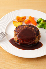 デミグラスソースのハンバーグステーキ　Hamburger Steak with Japanese Demi-glace Sauce