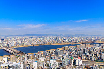 梅田スカイビル空中庭園展望台から京都方面への眺め