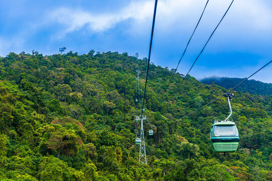 Skyrail Rainforest Cableway from Cairns to Kuranda in Queensland, Australia