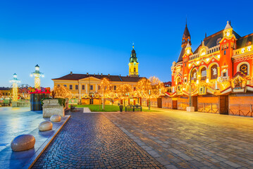 Obraz premium Oradea, Romania. Beautiful Christmas Market in Eastern Europe