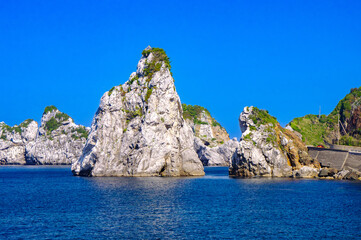 Fototapeta premium 和歌山、白崎海岸の美しい海と風景