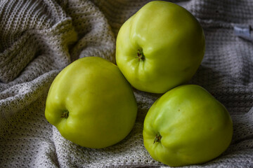 Ginger Gold apples on a cloth background