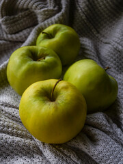 Ginger Gold apples on a cloth background