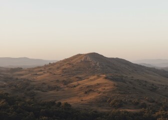 Obraz premium Mount Ararat at Golden Hour with Historical Significance