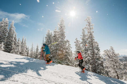 A couple of friends skiing Monarch mountain resort