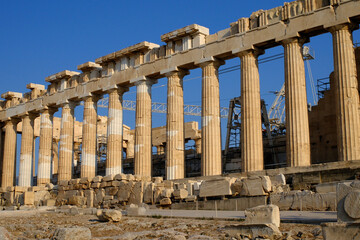 Obraz premium ancient clasic ruins in athenea acropolis