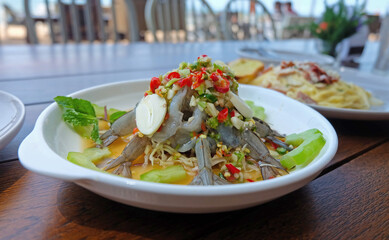 Spicy raw shrimp salad