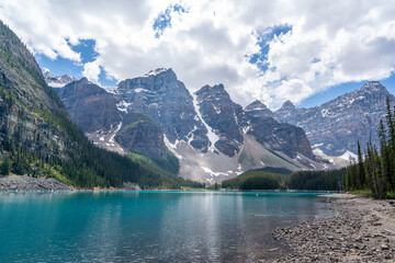 Naklejka premium Scenic view around moraine lake area , Canada