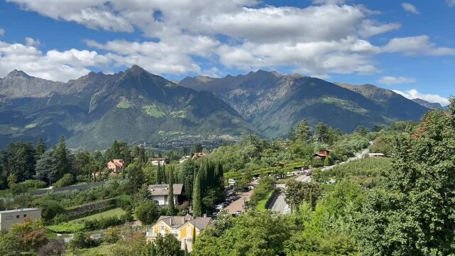 Panor&aacute;mica en las monta&ntilde;as de Merano, en el Tirol del Sur italiano
