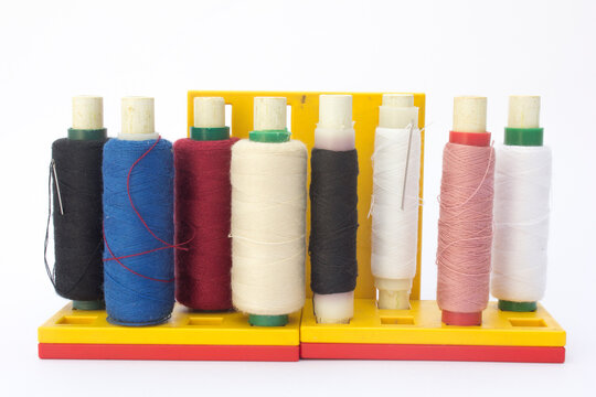 English Paper Piecing: The strong and lightweight construction of this thread makes it ideal for English paper piecing, ensuring accurate and precise stitching.