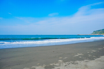 Fototapeta premium Kaohsiung, Taiwan, Republic of China, 01 25 2024: The landscape of Kaosiung Sizihwan Bay beach in Kaohsiung 