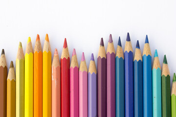 Versatile Pigments: Ideal for illustrations and projects.