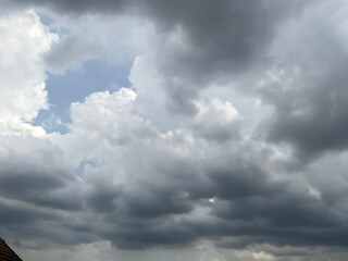 Obraz premium Cloudscape has been developing in gorgeous form. The sky is full of dark clouds.