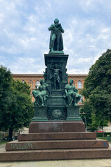 Obraz premium Walking in the historical city center in Vienna, Austria