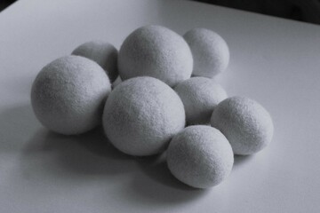 environmentally friendly wool dryer balls