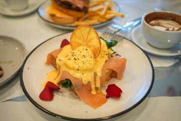 Eggs Benedict at a cafe